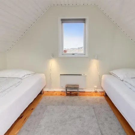 Holiday home Mikka - 450m From The Sea In Western Jutland By Interhome Lakolk