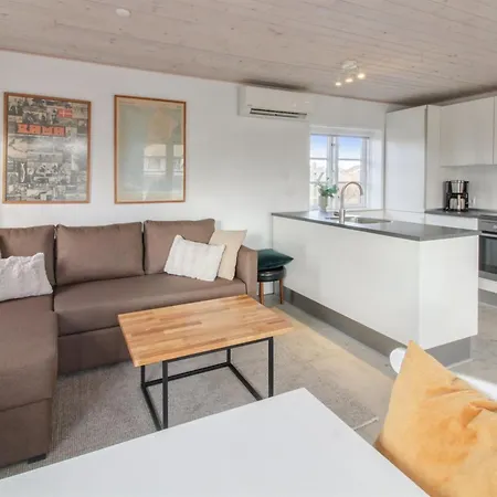 Holiday home Mikka - 450m From The Sea In Western Jutland By Interhome Lakolk